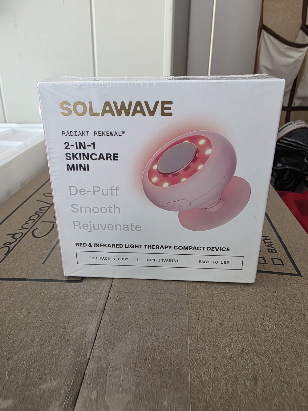 Solawave 2-in-1 Skincare Mini - Pink